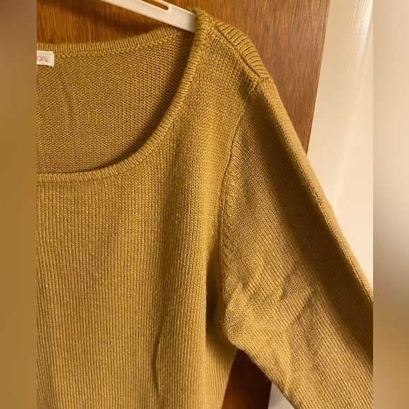 Lovely camel/tan color ladies long sleeve sweater dress size L by Xhilaration. - Picture 9 of 11